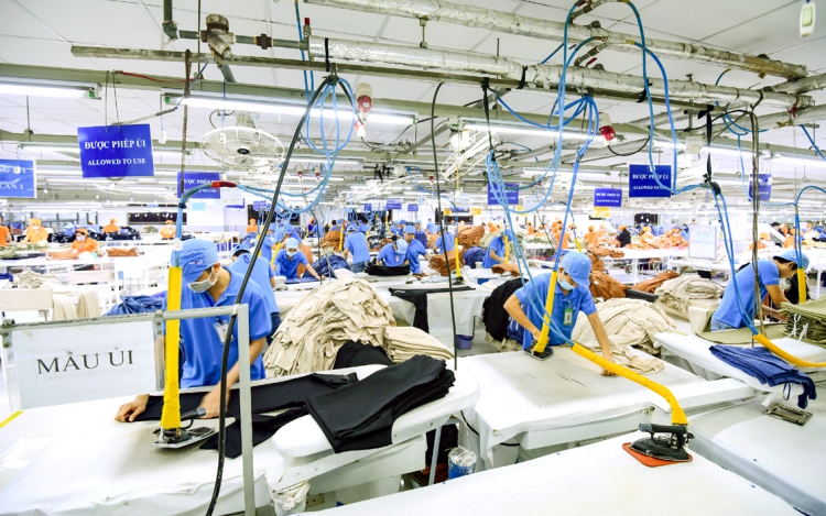 Doanh nghiệp dệt may tính đường về tỉnh lập nhà máy