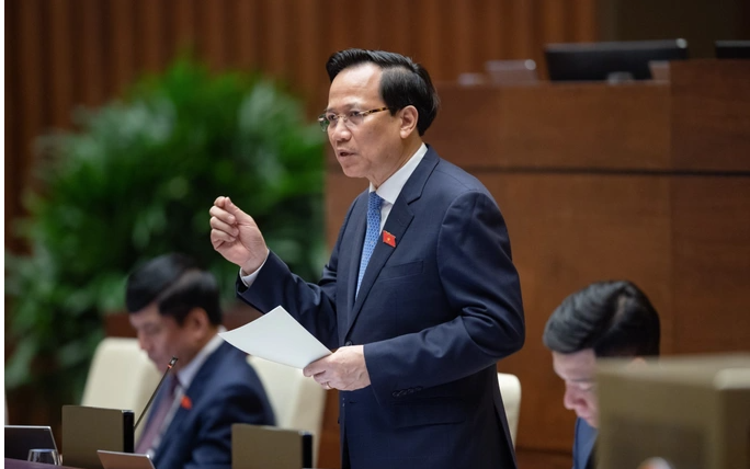 Đa số người lao động rút BHXH một lần rơi vào công nhân