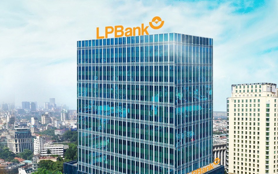 LPBank công bố lợi nhuận luỹ kế quý II giảm 31,8% so với cùng kỳ