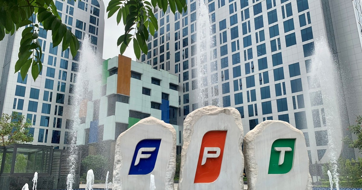 FPT chốt ngày tạm cổ tức đợt 1/2023 bằng tiền, tỷ lệ 10%