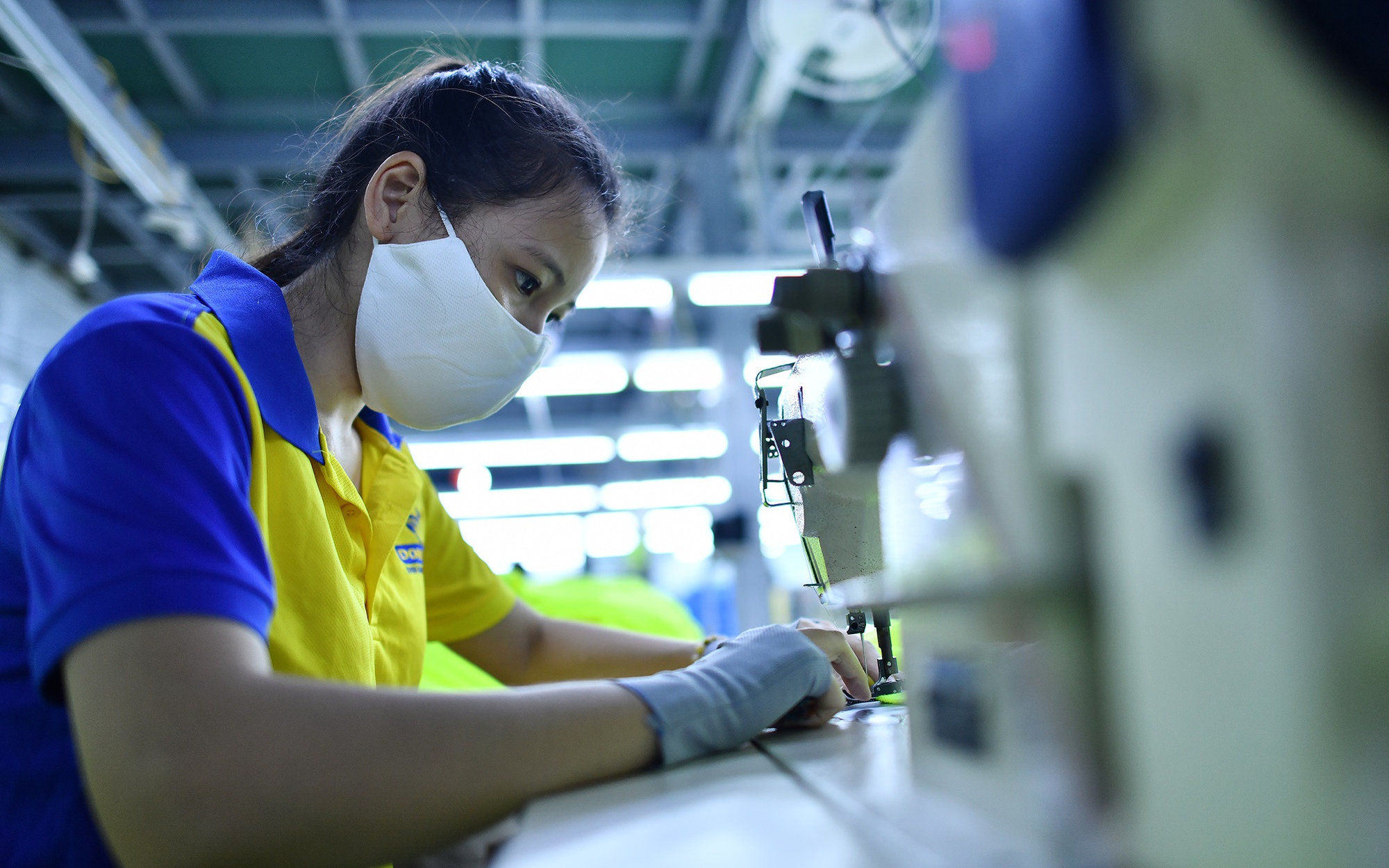 "Chiếc áo tối màu" của doanh nghiệp dệt may những tháng cuối năm