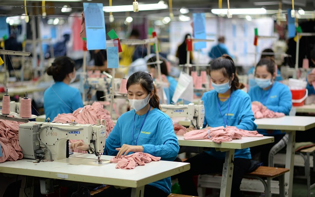 Ngành dệt may triển vọng tích cực nhưng doanh nghiệp được đánh giá khó lấy lại đỉnh, vì đâu ?