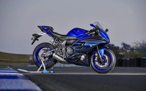 Yamaha YZF-R7 2024 ra mắt với màu mới cực 