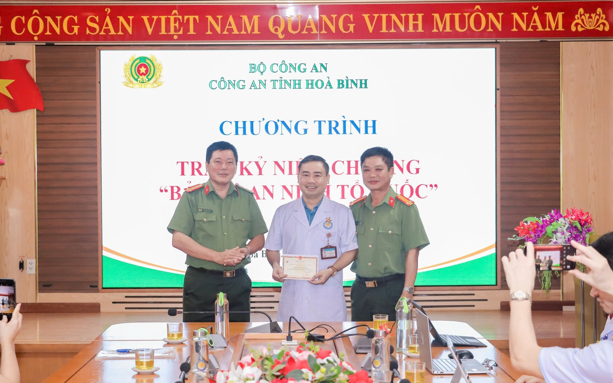 TP Lai Châu nâng cao hiệu quả phong trào "Toàn dân bảo vệ an ninh Tổ quốc trong tình hình mới" - Ảnh 4.