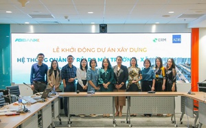 ABBANK nhận giải tôn vinh doanh nghiệp thực hiện tốt công bố thông tin và minh bạch - Ảnh 4.