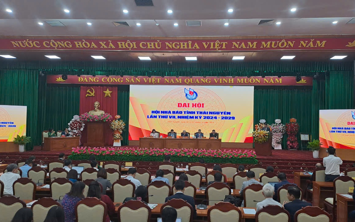 Nâng cao năng lực, hiệu quả điều hành và xây dựng nền tảng dữ liệu số ở Lào Cai - Ảnh 4.