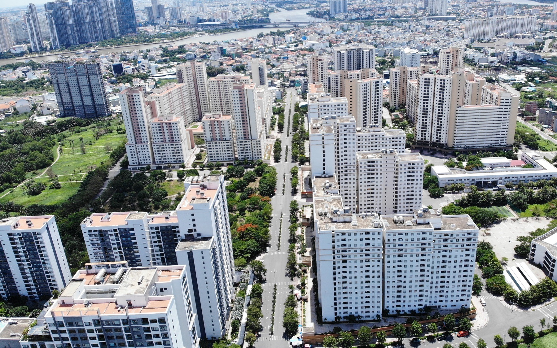 Thị trường bất động sản vực lại niềm tin để hướng tới tăng trưởng năm 2025 - Ảnh 8.