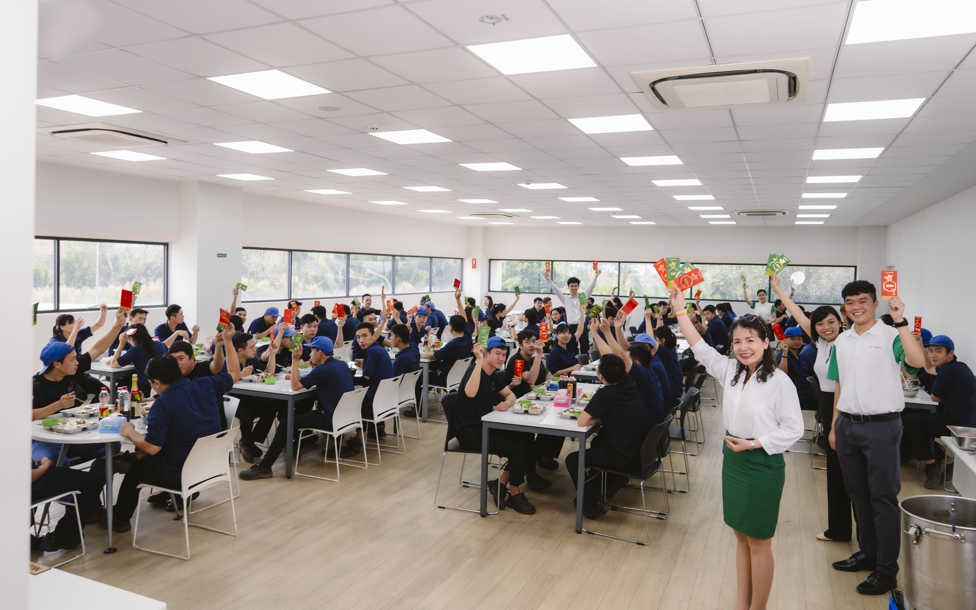 Tết sum vầy - rước lộc may cùng FE CREDIT