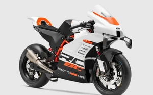 KTM RC 8C 2024 - mô tô phiên bản giới hạn có giá gần 41.500 USD