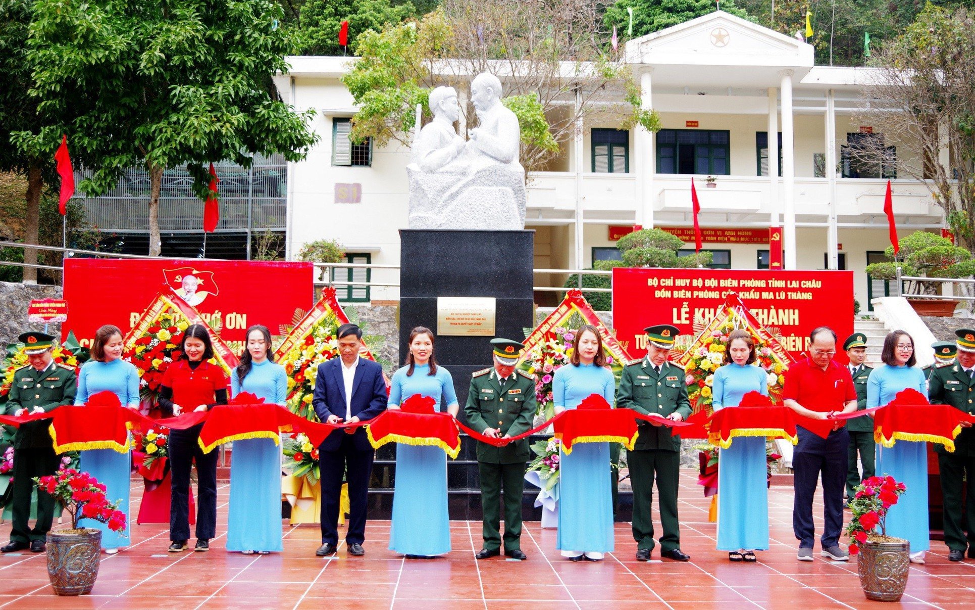 Lai Châu: Khánh thành tượng đài 