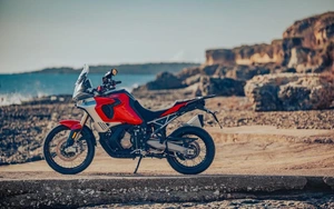 MV Agusta Enduro Veloce 2024 trình làng, thiết kế mới mẻ cuốn hút