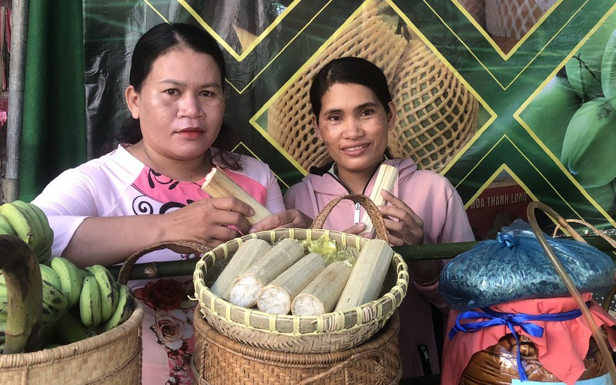100% xã đồng bào dân tộc thiểu số ở Bình Thuận có đường ô tô, bê tông nhựa hóa đến trung tâm xã