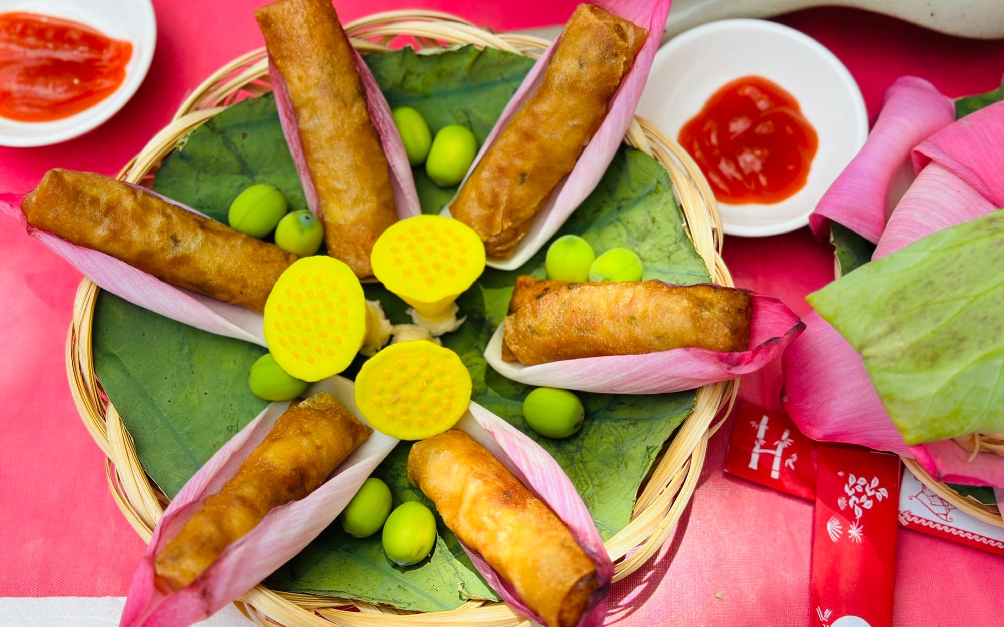 Món ăn làm từ sen - đặc sản Đồng Tháp