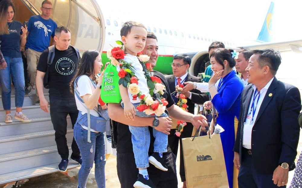 166 du khách đến tham quan Khánh Hòa