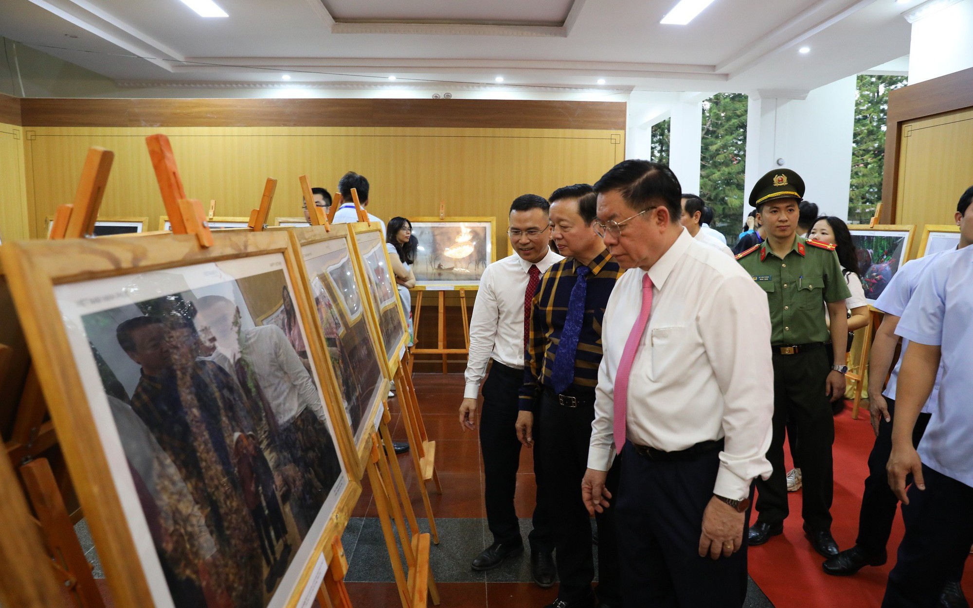 Nguy cơ người nghèo không được hưởng chính sách hỗ trợ sản xuất: Cán bộ phải quyết tâm làm vì người nghèo (Bài 2) - Ảnh 7.