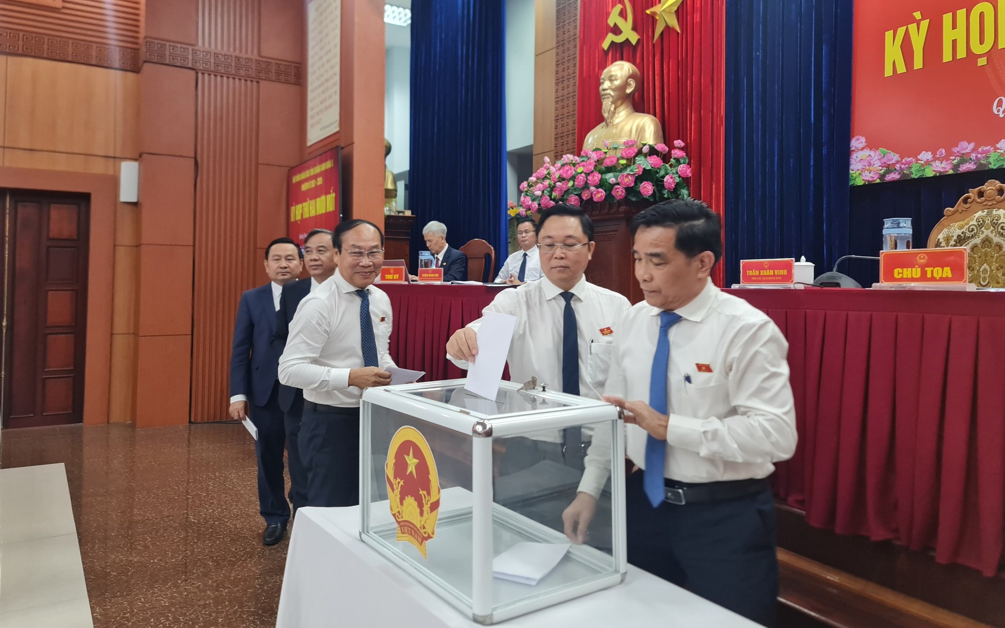 Kỳ họp chuyên đề HĐND tỉnh Lai Châu khóa XV - Ảnh 4.
