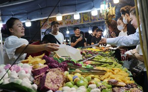 An Giang: Mùa nước nổi về, náo nhiệt chợ cá lúc nửa đêm - Ảnh 5.