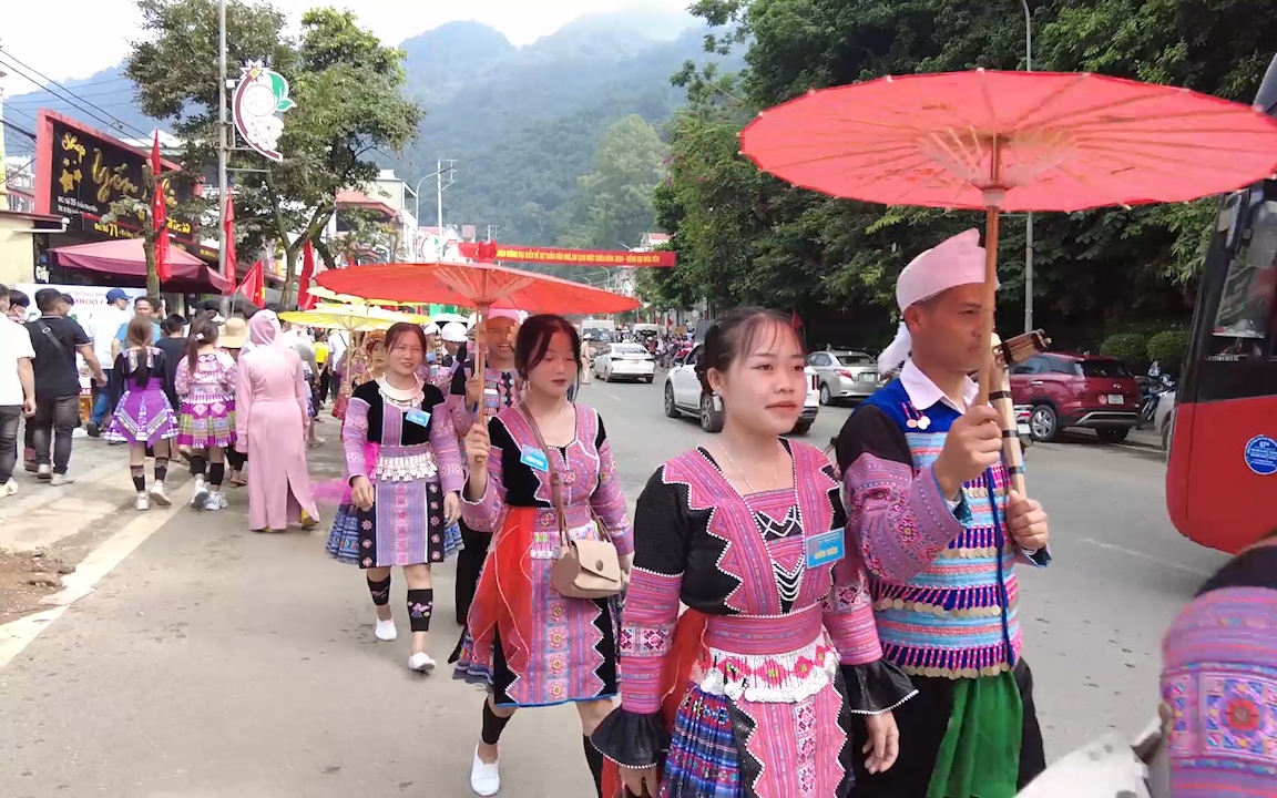 Đến Than Uyên vui Tết Độc lập, xem thi giã bánh dày, thêu thùa, đan lát - Ảnh 7.