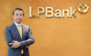 Chủ tịch LPBank Nguyễn Đức Thuỵ nói về việc chuyển trụ sở chính và cam kết chia cổ tức tỷ lệ tối thiểu 16,8%- Ảnh 4.