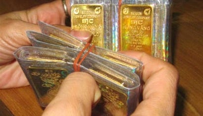 Cẩn trọng với thị trường vàng