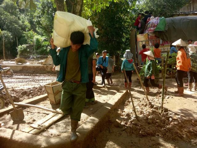 Sơn La: Ngập trong bùn lũ, trường khai giảng nhờ nhà văn hóa bản