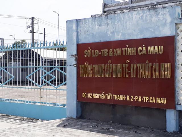 Cà Mau: Điều động cán bộ sang nơi khác, cơ quan cũ vẫn trả lương