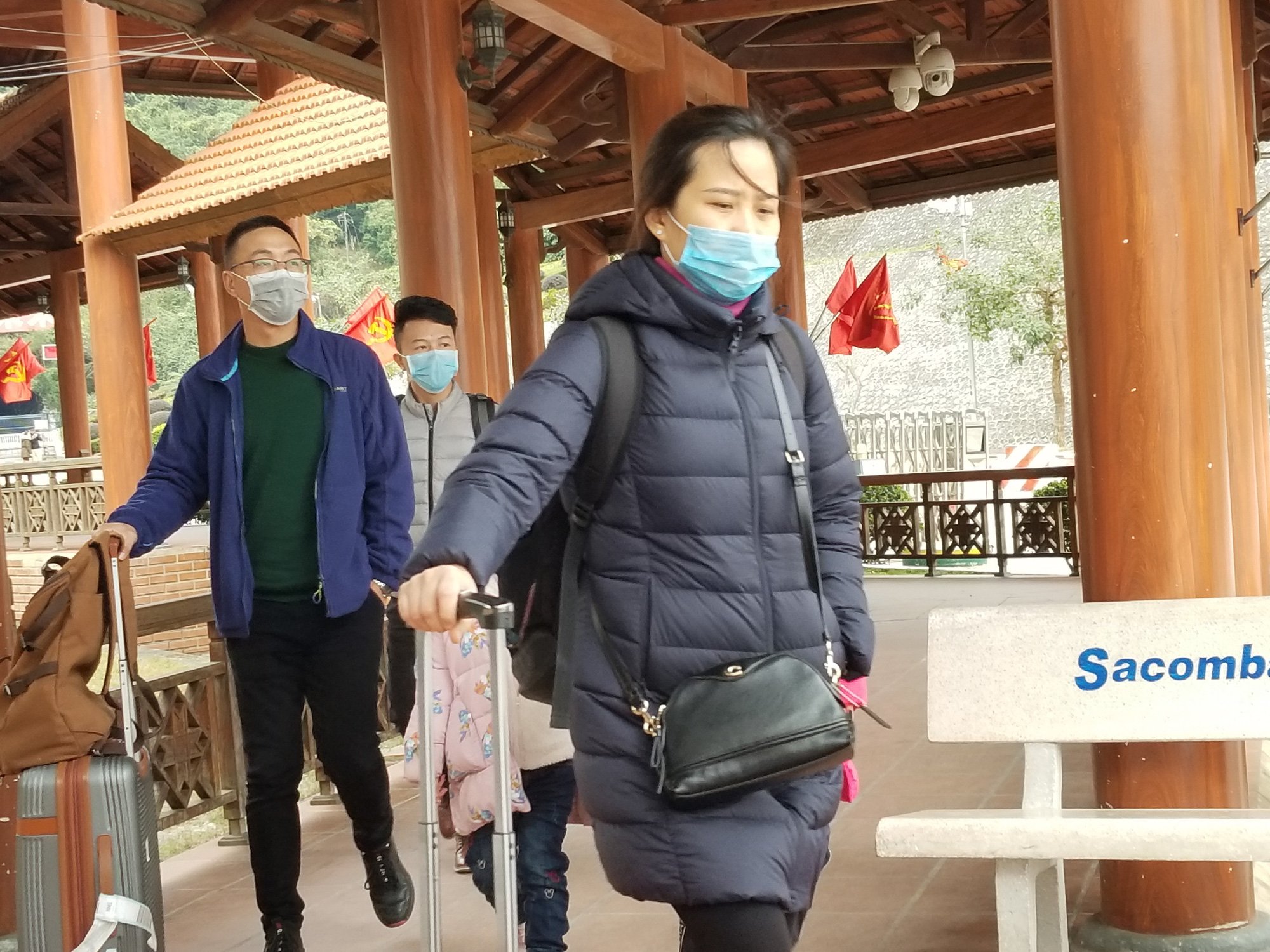 Lạng Sơn: Dịch conora khách xuất nhập cảnh qua cửa khẩu quốc tế Hữu Nghị giảm mạnh - Ảnh 1. Lạng Sơn: Dịch conora khách xuất nhập cảnh qua cửa khẩu quốc tế Hữu Nghị giảm mạnh - Ảnh 1.