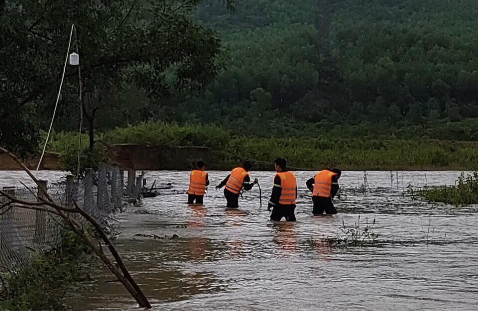 Đà Nẵng: Mưa lớn, người đàn ông bị nước cuốn trôi khi đang đánh cá - Ảnh 1.