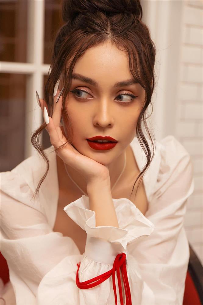 “Bông hồng lai” Việt – Pháp từ chối nhiều lời mời ghi danh tại các đấu trường sắc đẹp - Ảnh 1.