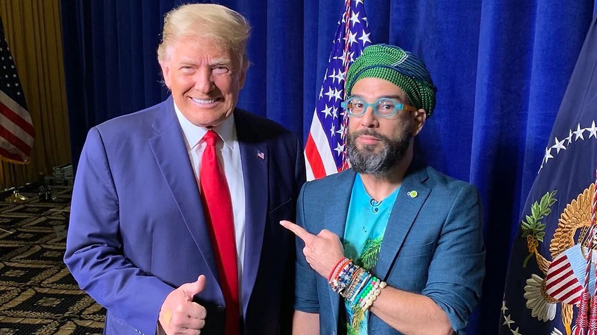 Bầu cử tổng thống Mỹ: &quot;Vũ khí bí mật&quot; của Trump lộ diện - Ảnh 1.