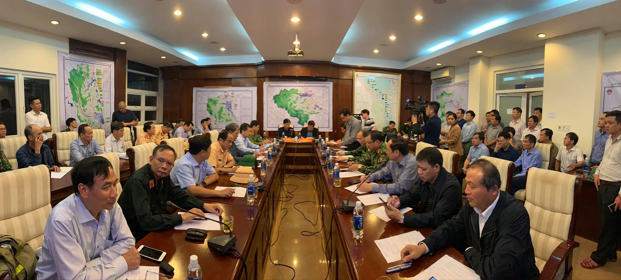 CẬP NHẬT bão số 9 - Molave: Tâm bão cách Phú Yên 280km - Ảnh 2.