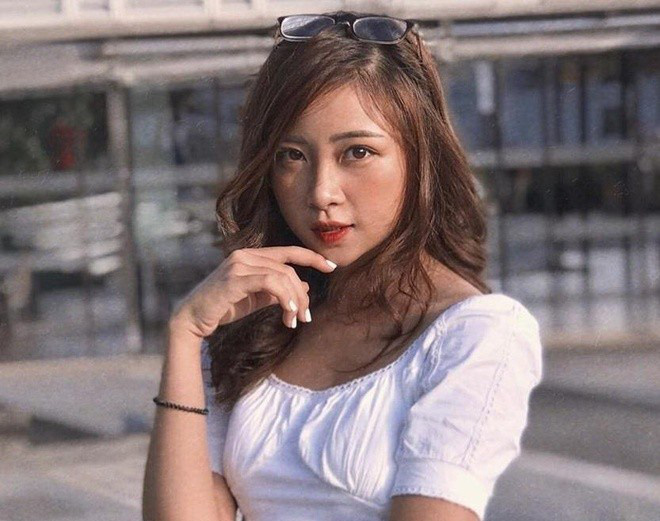 Vợ Phan Văn Đức khoe dáng nuột nà, gợi cảm sau sinh - Ảnh 3.