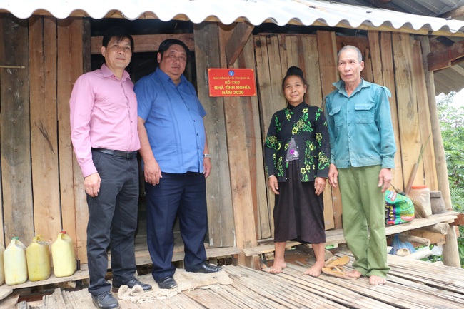 BHXH Sơn La: Chung tay vì người nghèo để “không ai bị bỏ lại phía sau” - Ảnh 2.