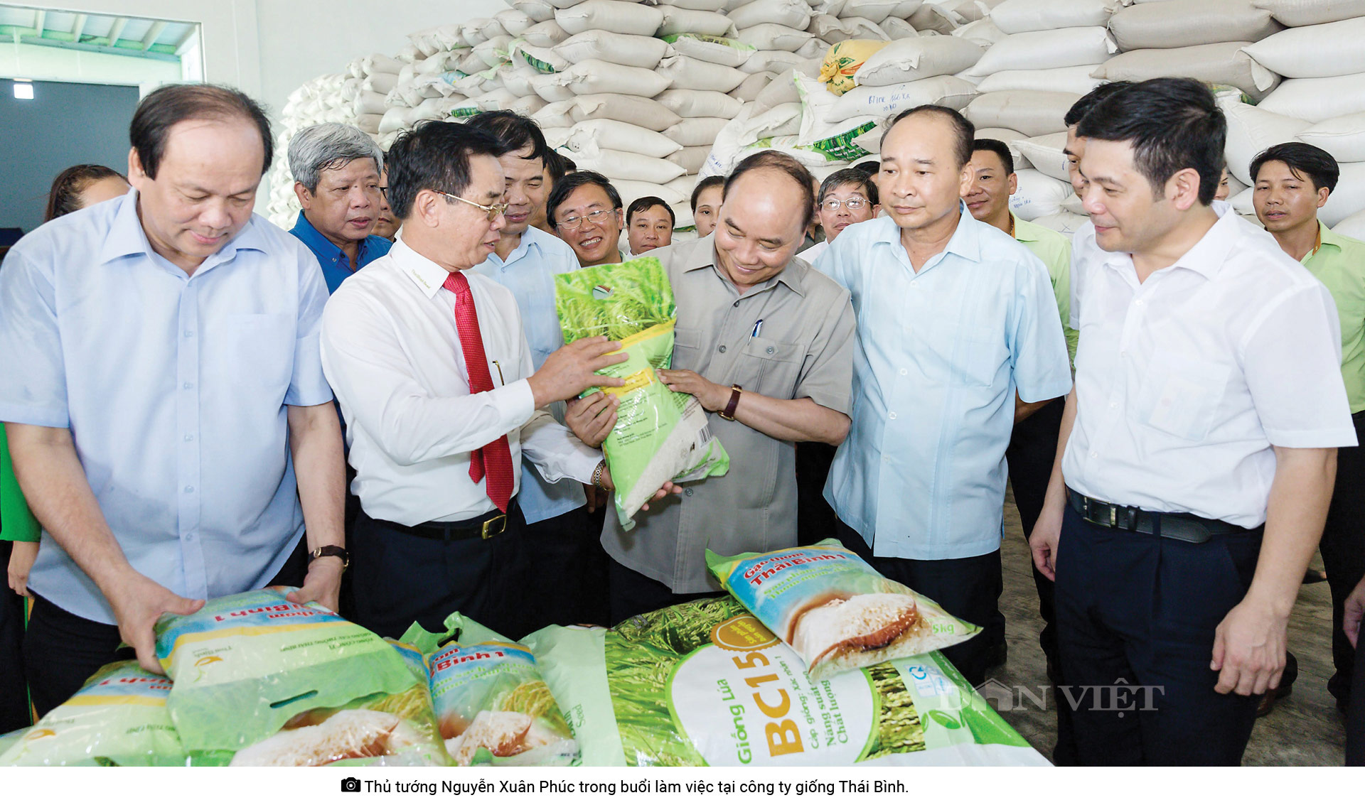 3 doanh nhân là sếp của 3 doanh nghiệp nông nghiệp nào sẽ được phong Anh hùng Lao động trong vài ngày tới? - Ảnh 1.