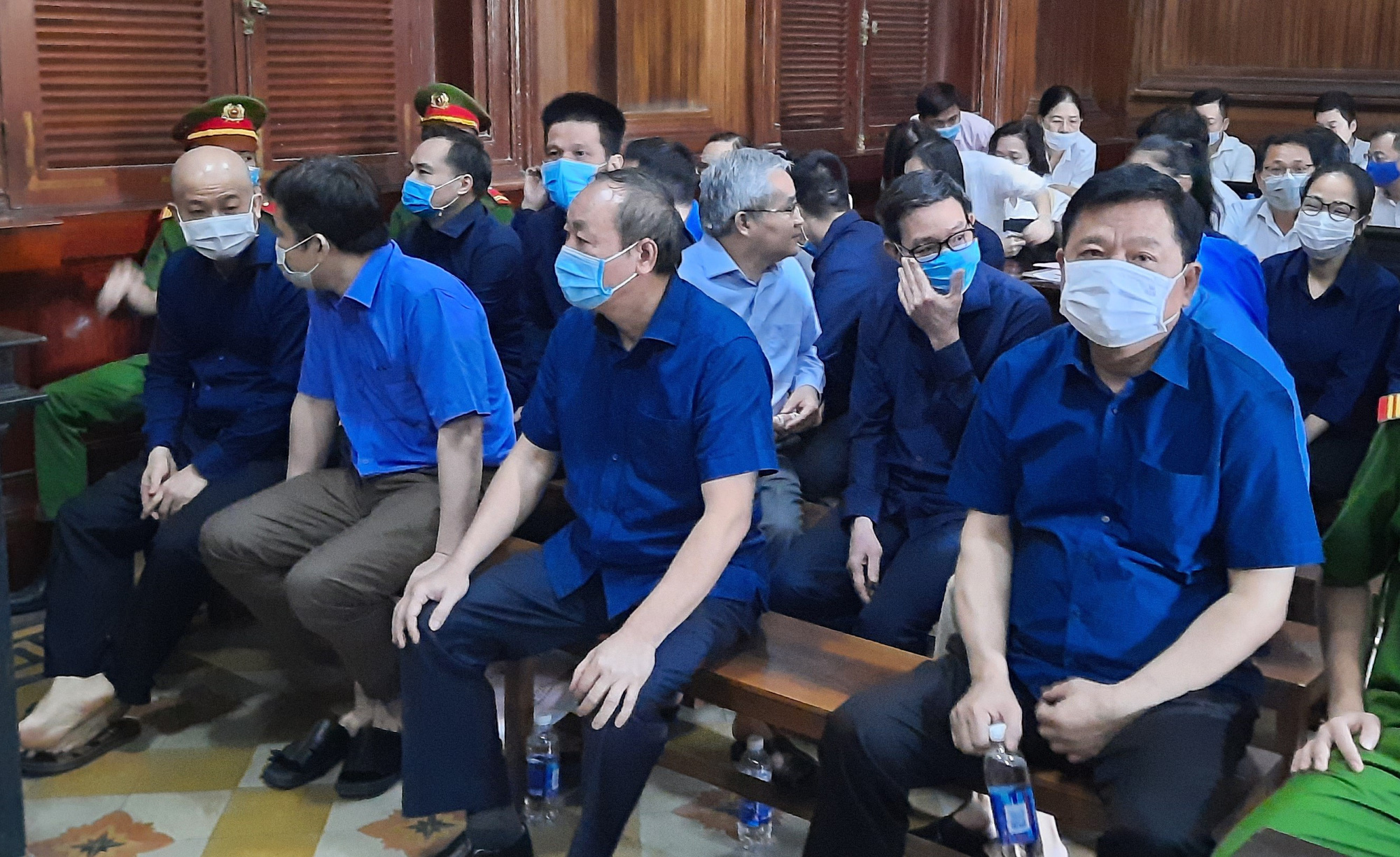 Xét xử ông Đinh La Thăng và đồng phạm: Gay cấn phần đối đáp bào chữa cho bị cáo Thăng - Ảnh 1.