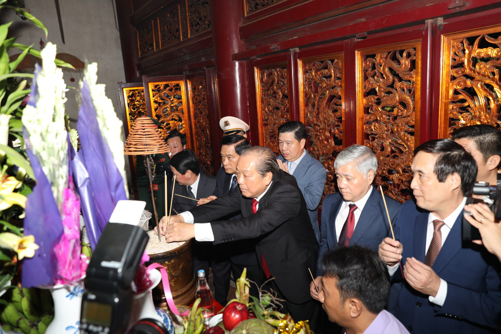 Đoàn Đại biểu các dân tộc thiểu số Việt Nam dâng hương tưởng nhớ các Vua Hùng - Ảnh 2.