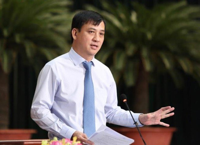 Tân Phó Chủ tịch UBND TP.HCM Lê Hòa Bình: Ưu tiên xây nhà giá rẻ cho người thu nhập thấp - Ảnh 1.