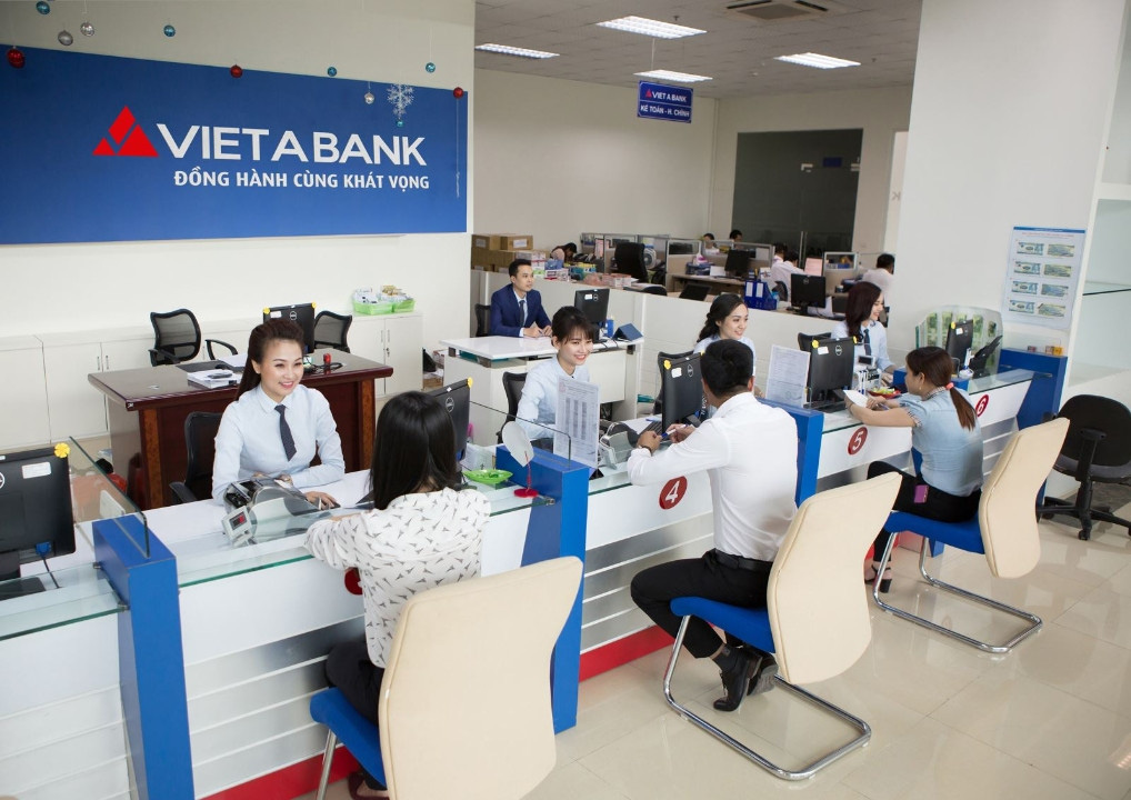 Cổ đông VietA Bank: Mua ưu đãi cao gấp… 5 lần thị giá - Ảnh 1. Cổ đông VietA Bank: Mua ưu đãi cao gấp… 5 lần thị giá - Ảnh 1.