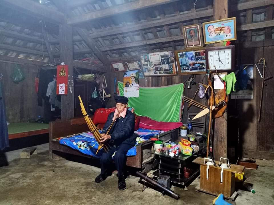 Ngày mới ở Hang Kia - Ảnh 1. Ngày mới ở Hang Kia - Ảnh 1.