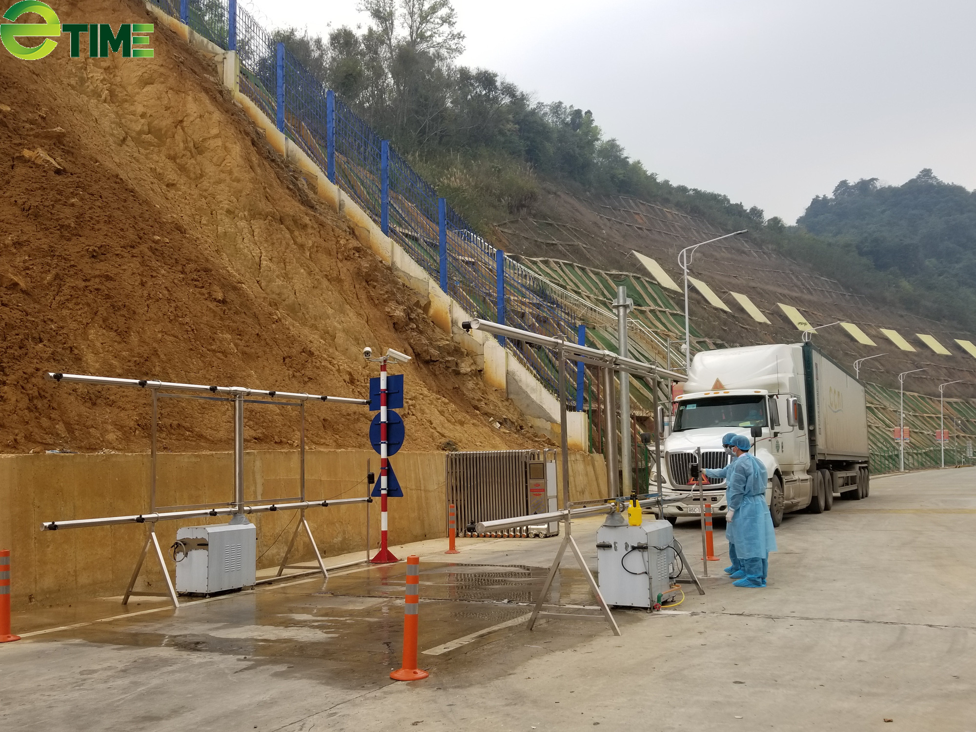 Lạng Sơn: Xuất khẩu 460 tấn thanh long qua ga Quốc tế Đồng Đăng - Ảnh 3. Lạng Sơn: Xuất khẩu 460 tấn thanh long qua ga Quốc tế Đồng Đăng - Ảnh 3.