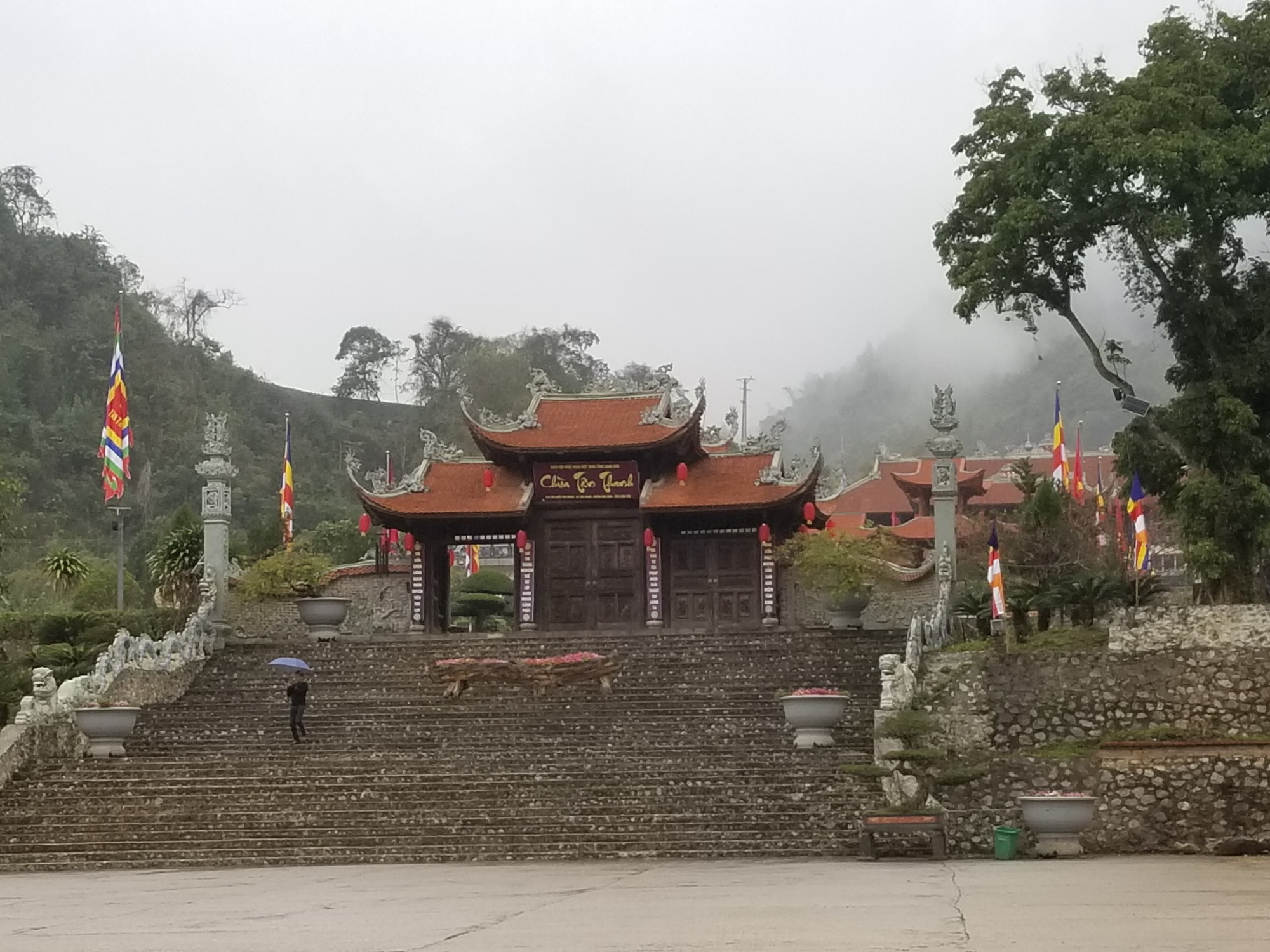 Dịch covid- 19: Du lịch Lạng Sơn vắng vẻ, lượng khách sụt giảm hơn 58% - Ảnh 1. Dịch covid- 19: Du lịch Lạng Sơn vắng vẻ, lượng khách sụt giảm hơn 58% - Ảnh 1.