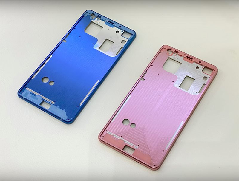 CEO Nguyễn Tử Quảng lùi ngày ra mắt Bphone 4 tới 7/4 - Ảnh 3. CEO Nguyễn Tử Quảng lùi ngày ra mắt Bphone 4 tới 7/4 - Ảnh 3.