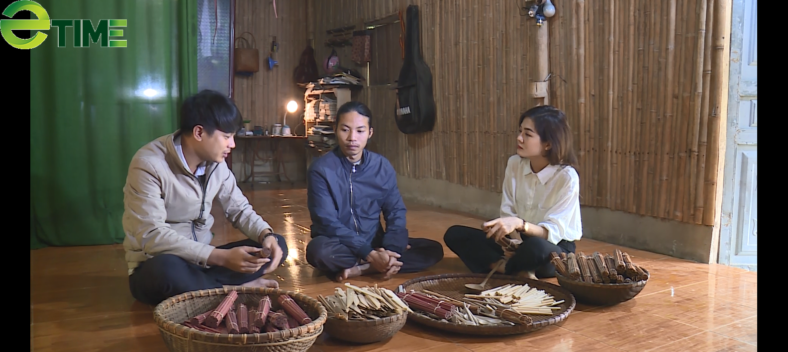 “Dị nhân xóm núi” bỏ 2 trường đại học về quê thực hiện khát vọng “sống xanh” - Ảnh 1. “Dị nhân xóm núi” bỏ 2 trường đại học về quê thực hiện khát vọng “sống xanh” - Ảnh 1.