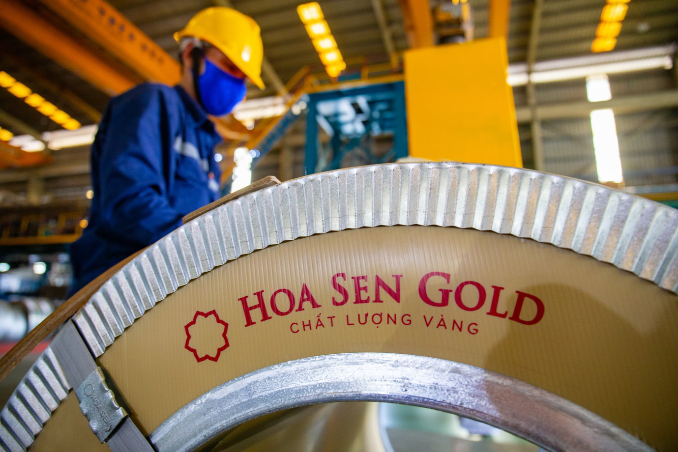 Tập đoàn Hoa Sen báo lãi quý II ước đạt 200 tỷ đồng - Ảnh 1. Tập đoàn Hoa Sen báo lãi quý II ước đạt 200 tỷ đồng - Ảnh 1.