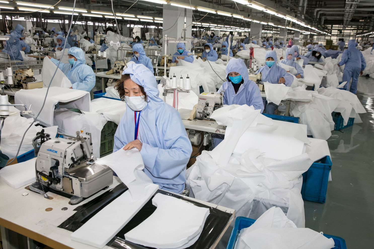 Trung Quốc dập dịch Covid-19 không giúp thủ phủ sản xuất Đông Quản thoát cơn khủng hoảng - Ảnh 1. Trung Quốc dập dịch Covid-19 không giúp thủ phủ sản xuất Đông Quản thoát cơn khủng hoảng - Ảnh 1.