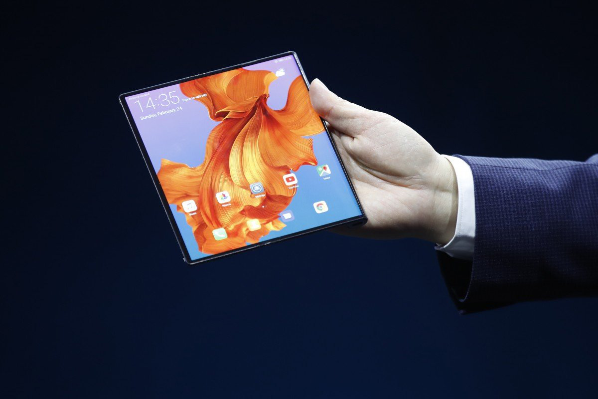 Huawei chịu lỗ hơn 60 triệu USD đối với mẫu smartphone màn hình gập Mate X - Ảnh 1. Huawei chịu lỗ hơn 60 triệu USD đối với mẫu smartphone màn hình gập Mate X - Ảnh 1.