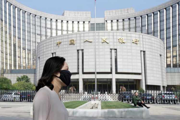 Kinh tế Trung Quốc ngấm đòn dịch Covid-19, PBOC ám chỉ nhiều biện pháp hỗ trợ - Ảnh 1. Kinh tế Trung Quốc ngấm đòn dịch Covid-19, PBOC ám chỉ nhiều biện pháp hỗ trợ - Ảnh 1.