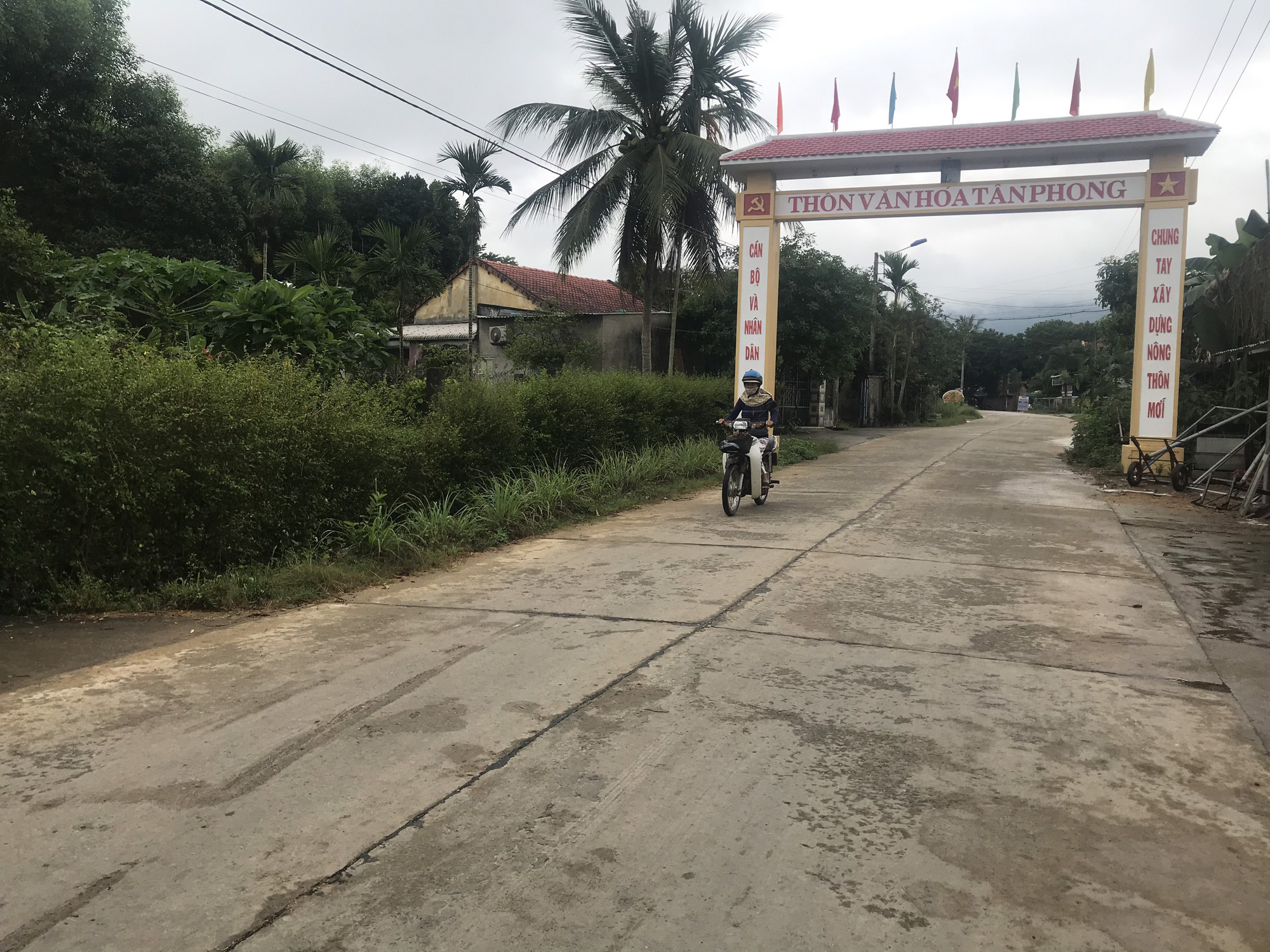 NTM Quảng Nam: Quế Phong chú trọng đầu tư hạ tầng để tạo “cú hích” cho phát triển  - Ảnh 4.