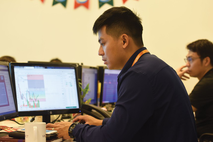 Thị trường chứng khoán 22/5: Rủi ro gia tăng - Ảnh 1. Thị trường chứng khoán 22/5: Rủi ro gia tăng - Ảnh 1.