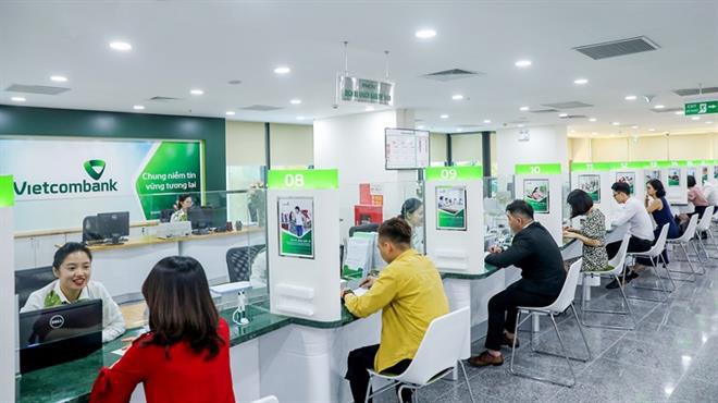 Vietcombank giảm lãi suất tiền vay giai đoạn 3 cho khách hàng cá nhân bị ảnh hưởng Covid-19 - Ảnh 1. Vietcombank giảm lãi suất tiền vay giai đoạn 3 cho khách hàng cá nhân bị ảnh hưởng Covid-19 - Ảnh 1.